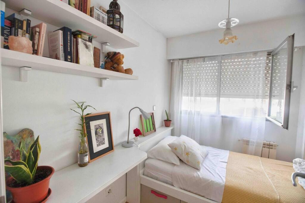 Apartamento Piso Centrico, Bonito, Acogedor, Aire Acondicionado Y Piscina Enfrente De Casa Madrid Exterior foto
