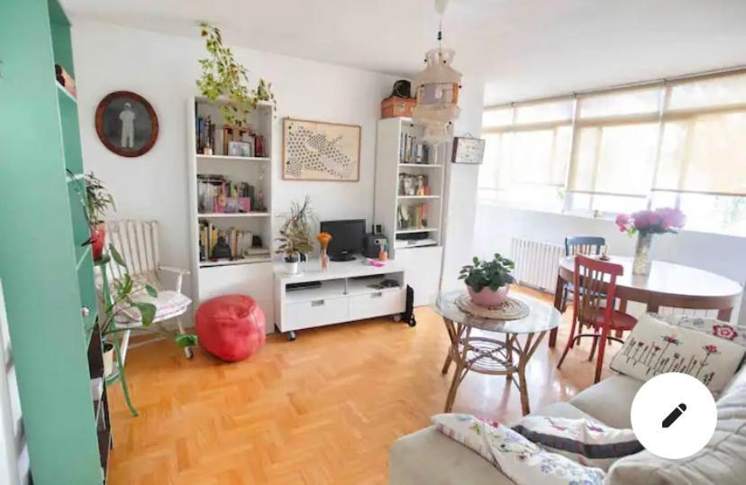 Apartamento Piso Centrico, Bonito, Acogedor, Aire Acondicionado Y Piscina Enfrente De Casa Madrid Exterior foto
